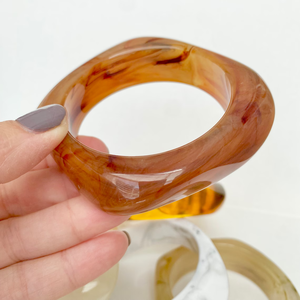 Bracelets en résine transparente brillante et mate Bracelets en résine faits à la main élégants accessoires élégants pour femmes - Product Image 3