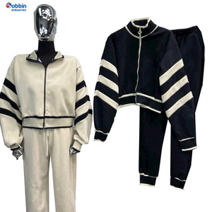 Nueva Llegada: Conjunto Deportivo de Mujer para Invierno, Transpirable, con Patrón Sólido, Sudadera con Capucha de Manga Larga, Diseño Personalizado, Estilo Hip Hop, 100% Algodón - Product Image 1