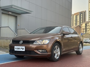 ขายดี รถแลมานโด้ ปี 2015 รุ่น 230TSI DSG Fashion Edition ซีดาน เทอร์โบ ดีเซล ยูโร 6 เบาะหนัง มือสองราคาถูก พวงมาลัยซ้าย - Product Image 2