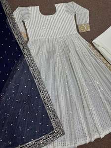 Magnifique top-plazzo Set Top en georgette lourde avec un beau plazzo brodé entièrement cousu Matériau de qualité supérieure - Product Image 3