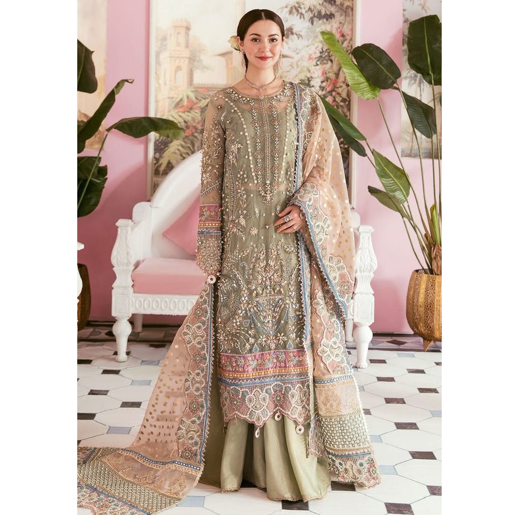 Amazing Bridal Style Dress: Elegant Pakistani Wedding Dresses for Brides by  Top Designers - Custom Designs Available