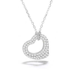 Ciondolo a Cuore in Argento Sterling con Cristalli Pavé, Eleganti Ciondoli e Charms in Cristallo - Product Image 1