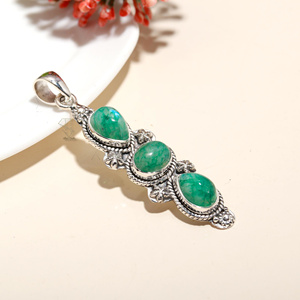 Colgante de piedras preciosas de piedra lunar verde natural 925 Plata de ley sólida precios al por mayor colgante joyería hecha a mano colgante fino - Product Image 1