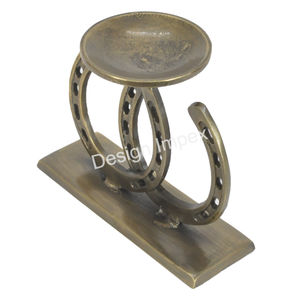 Soporte de vela de estribo de caballo con acabado antiguo de latón Portavelas ecuestre elegante de aluminio fundido Fiestas de vacaciones y Navidad - Product Image 1