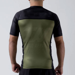 Haut de compression à quantité minimale de commande bas sur mesure à prix raisonnable Offre Spéciale haut de compression pour hommes de taille adulte - Product Image 2