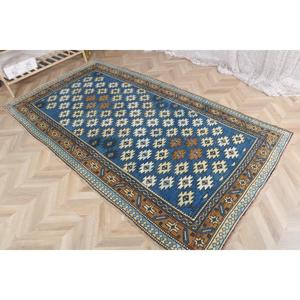 Alfombra Turca Vintage de 4.5x8.2 pies (138x249 cm), Alfombra de Lana Azul Ecológica con Parches y Base de Látex - Product Image 3
