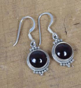 Pendientes Largos de Plata de Ley 925 con Piedras Preciosas, Diseño Bohemio, Hechos a Mano, con Granate, para Bodas y Eventos Especiales para Mujer - Product Image 2