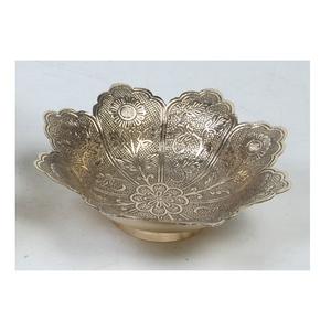 Bol à Servir en Métal Décoratif Sculpté à la Main Personnalisé Design Gravure Bol à Servir en Métal pour Fruits à Prix Abordable - Product Image 3