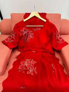 เสื้อเบลาส์และงานปักลายด้วยด้ายและชุดเสื้อผ้าดีไซน์เนอร์งานแต่งงานแบบจิมมี่จูอันสวยงาม - Product Image 5