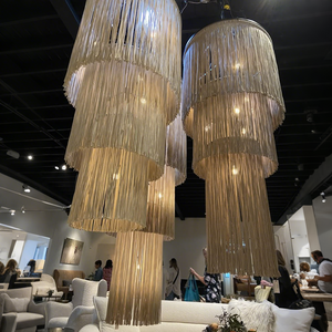 Lámpara de Araña Grande de Macramé de Múltiples Niveles con Flecos Bohemios, Pieza Decorativa Texturizada para Sala de Estar y Comedor - Product Image 1