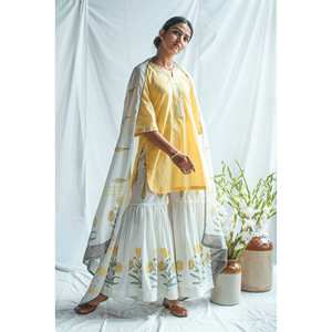 Bahameen Mujer Amarillo Mughal Sharara Set - Product Image 3