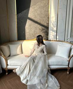 Ensembles Salwar Kameez / KURTI tendance en tissu de soie satinée coréenne 100% pure, avec broderies lourdes, confortables et élégants, de SIE - Product Image 3