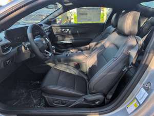 2025 nuevo para Mustang Diesel conducción automática a la izquierda R16 neumáticos oscuro Interior Metal portaequipajes cámara trasera - Product Image 6