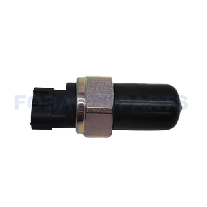 Sensor de presión de combustible de riel de alta calidad para <span class=keywords><strong>Toyota</strong></span> Hilux 2AD-FTV <span class=keywords><strong>Hiace</strong></span> D4D 3.0L Avensis <span class=keywords><strong>Combi</strong></span> 2.2L 89458-71010 499000-6121 - Product Image 1