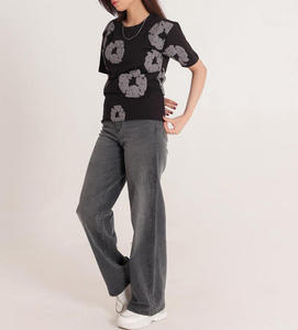 Camisetas de Algodón Personalizadas para Mujer a Precio de Fábrica, Diseño a Rayas, 220 g/m², Transpirables, de Secado Rápido, de Verano, Alta Calidad - Product Image 6