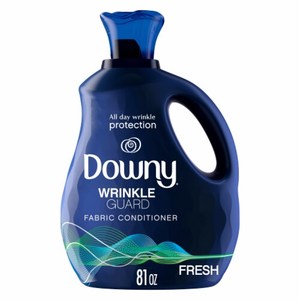 Acondicionador de Telas Downy WrinkleGuard, Aroma Fresco de Larga Duración, Fórmula Antiarrugas - Product Image 1