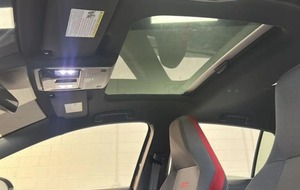 Voiture d'occasion Volkswagen Golf GTI 1.4T TS 2024, berline d'occasion, conduite à gauche ou à droite - Product Image 4