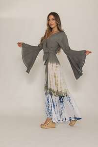 2024 personnalisé été nouveauté femmes robes de haute qualité mode col en v boutons dames ange manches Sexy longues robes décontractées - Product Image 4