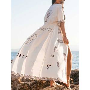 Kimono long pour femme, léger, style ouvert, avec un drapé gracieux, adapté aux tenues décontractées et aux looks inspirés des tendances - Product Image 3