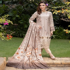 Belle robe panjabi en lin trois pièces élégante pour femmes robe de soirée pakistanaise tenue décontractée en viscose importée Pakistan Inde - Product Image 5