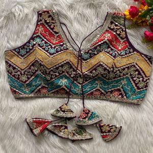 Vente chaude Belle Dressing Fancy Festival Wear Exclusive Georgette Silk Kashmiri Work Blouse Fournisseur et exportateur indien - Product Image 1