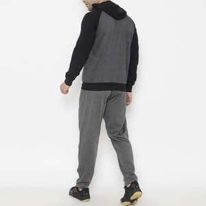 Ensemble de survêtements d'hiver respirants de luxe pour hommes, dernier modèle de service OEM fabriqué au Pakistan - Product Image 3