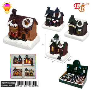 Ornement de maison de Noël 3"X3.2"X2.3" avec lumière, 4DIS(12)pcs/Cs, fonctionne à piles, pour décorations de fêtes et de vacances - Product Image 1