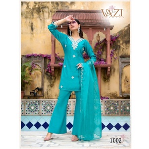 Conjunto de Kurti de 3 Piezas con Bordado Vaticano para Mujer, con Pantalones Acampanados y Dupatta - Ropa Étnica India para Fiestas de Maruti Fashion - Product Image 1