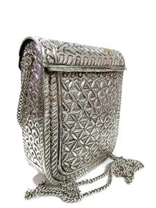 Pochette en laiton Glitzy de haute qualité avec des détails scintillants pour les organisateurs d'événements au prix de gros par HF CRAFTS - Product Image 4