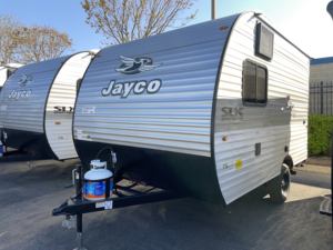 Nuevo Lanzamiento: Remolques de Viaje Jaycoo Jay Flight SLX 130BHW de 16 pies, Usados, Modelos 2025 y 2026, para 4 Personas, Disponibles para Envío Inmediato - Product Image 2