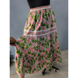 Jupe maxi décontractée bohème pour femme, en coton écologique, à imprimé artisanal, à volants, ajustable, longueur cheville, avec sequins contrastés - Product Image 1