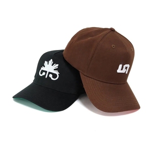 Casquette de golf respirante de performance pour fabricant OEM, 6 panneaux, boucle arrière réglable, logo personnalisé, visière incurvée, bande anti-transpiration - Product Image 3