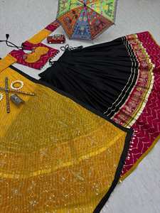 La création est lancée Navratri Special Pure Cotton Lehenga Choli Cups Oui Taille M jusqu'à L marge XL jusqu'à 2xl marge - Product Image 4