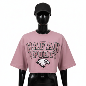 Camiseta corta para mujer, algodón jersey premium, tacto suave, color rosa, estilo crop, estampado con relieve, logotipo personalizado, camiseta corta de algodón para mujer - Product Image 6