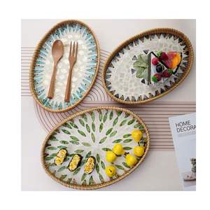 Plateau rond décoratif en rotin avec incrustation de nacre Taille personnalisée Plateau en rotin incrustation de nacre Décoration de la maison - Product Image 1