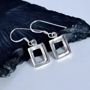 Haute qualité 925 argent Sterling cadre blanc forme Rectangle dos ouvert pour réglage de boucle d'oreille de pierres précieuses naturelles