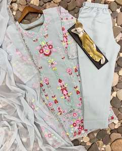 เสื้อท็อปผ้าจอร์เจียต์ปักลายประดับเลื่อม พร้อมกางเกงและผ้าคลุมไหล่ สไตล์อินเดีย สำหรับผู้หญิงและเด็กผู้หญิง กำลังเป็นที่นิยม - Product Image 3