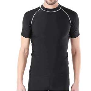 Rashguard vente en gros, manches courtes, MMA Rashguard, vêtements imprimés personnalisés, protection contre les éruptions cutanées pour hommes - Product Image 5