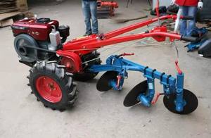 Mejor Precio, Tractor Agrícola RATO 4WD de 70HP con Tracción en Dos Ruedas, Alta Productividad, con Motor, Caja de Cambios y Bomba - Product Image 3