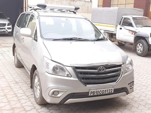 Lotex Nest กระเป๋าใส่รถสำหรับรถยนต์และ SUVs มีการออกแบบที่ล็อคได้ - Product Image 2