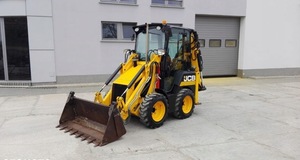 รถตักล้อยาง JCB 1CX ขนาดกะทัดรัด ขับเคลื่อน 4 ล้อ สำหรับงานก่อสร้าง พร้อมหัวตักด้านหน้าและหัวขุดด้านหลัง - Product Image 4