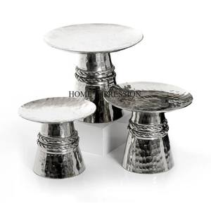 Round Shape Set of 3 Heavy Duty Metal Made High Graded Gold Plated Hammered Texture Food and Other Items Metal Serving <b>Tray</b> - Product Image 6