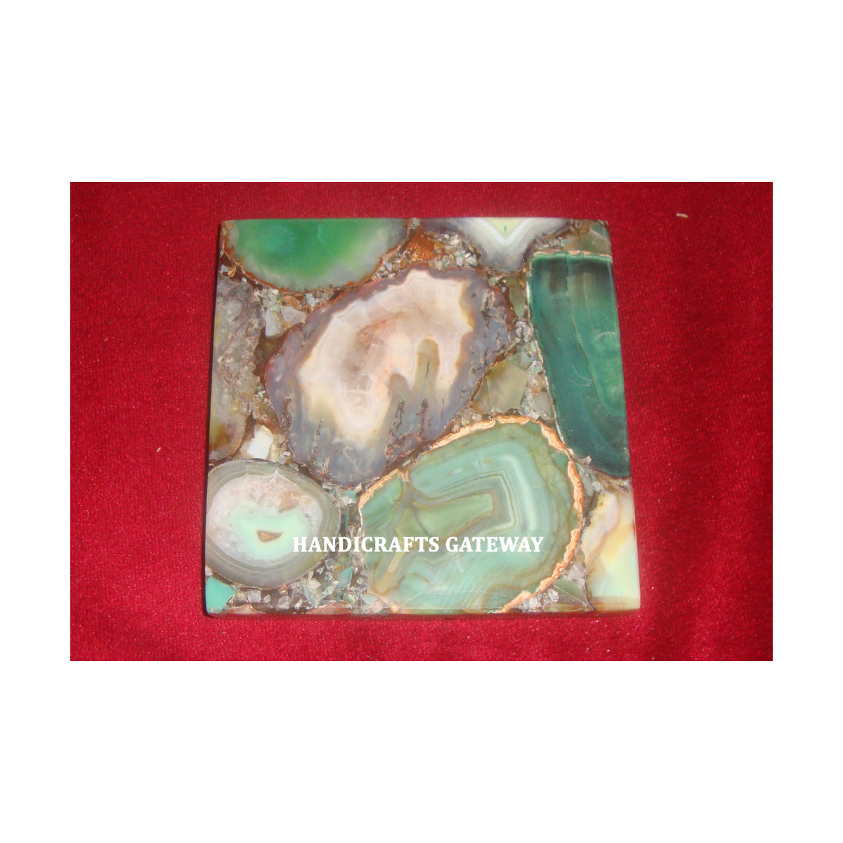 สีเขียว