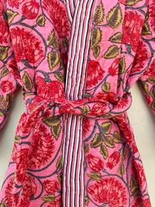 Bestseller Vintage Style 100% Cotton Quilted Kimono Robe Dress Beautiful Floral Pattern Breathable Express Delivery for Winter - Product Image 3