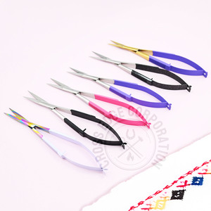 Nouveau design ciseaux d'extension de cils manucure ciseaux à ressort ciseaux à sourcils durables pointe droite pour couper les grappes - Product Image 1