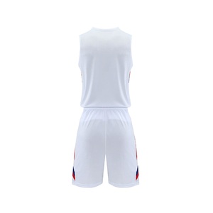 Vente en gros Maillot de football à manches courtes Nouveau style Vêtements de sport pour hommes Maillot de football pour hommes et femmes Couleur personnalisée Vêtements de football 2025 - Product Image 2
