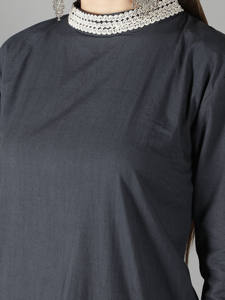 ชุดเกรต้าคอปกและข้างผ้าลูกไม้คอสูงลายดอกไม้ชุดพิมพ์ลายดอกไม้ดูกัตแบบพรีเมี่ยมสำหรับผู้หญิง - Product Image 4