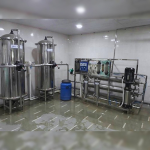 Planta de Ósmosis Inversa de Acero Inoxidable de 6000 LPH para Agua Embotellada y Procesos Industriales |   Sistema Avanzado de Filtración por Ósmosis Inversa - Product Image 1