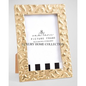 Premium Quality Photo <b>Frames</b> Made From Rich Wood and Metal for an Elegant Addition to Both Classic and Modern Home Decor - Product Image 1