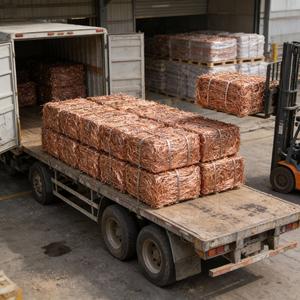 Chatarra de Cable de Cobre Brillante, Cables de Cobre Limpios para Exportación y Plantas de Reciclaje - Product Image 1